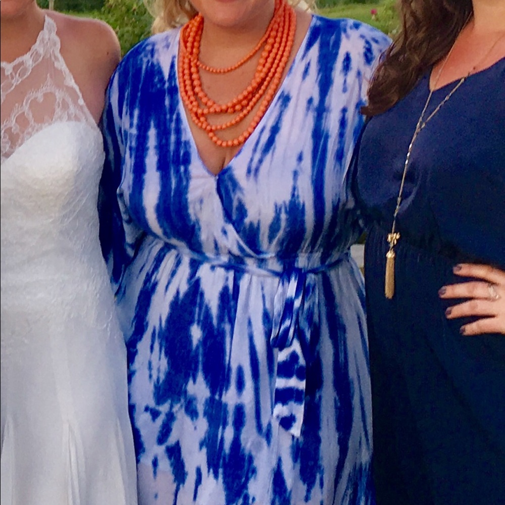 Lulus dress
